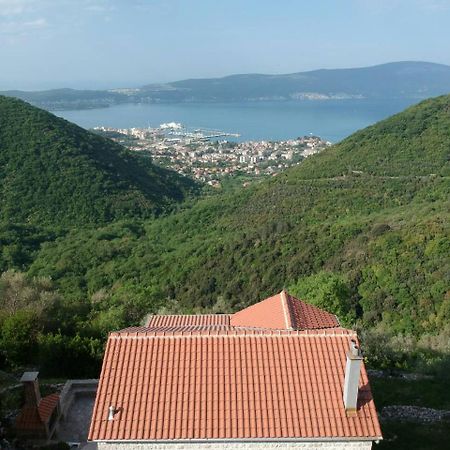 Casa Di Lukovic II Villa Tivat Eksteriør bilde