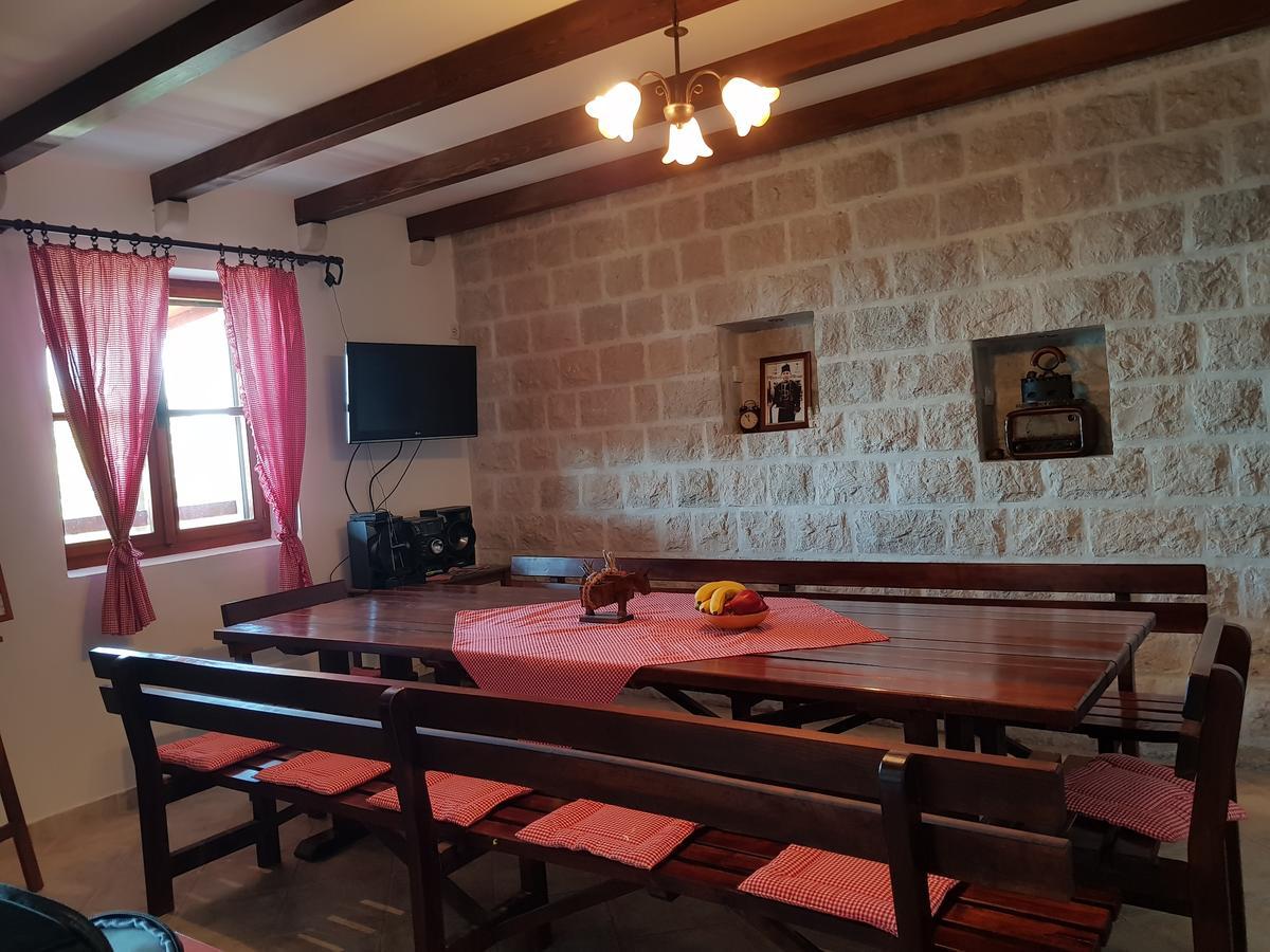 Casa Di Lukovic II Villa Tivat Eksteriør bilde