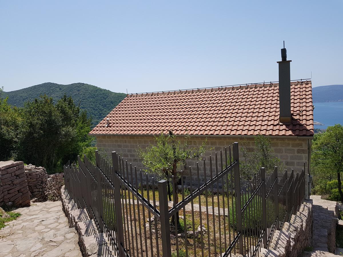 Casa Di Lukovic II Villa Tivat Eksteriør bilde